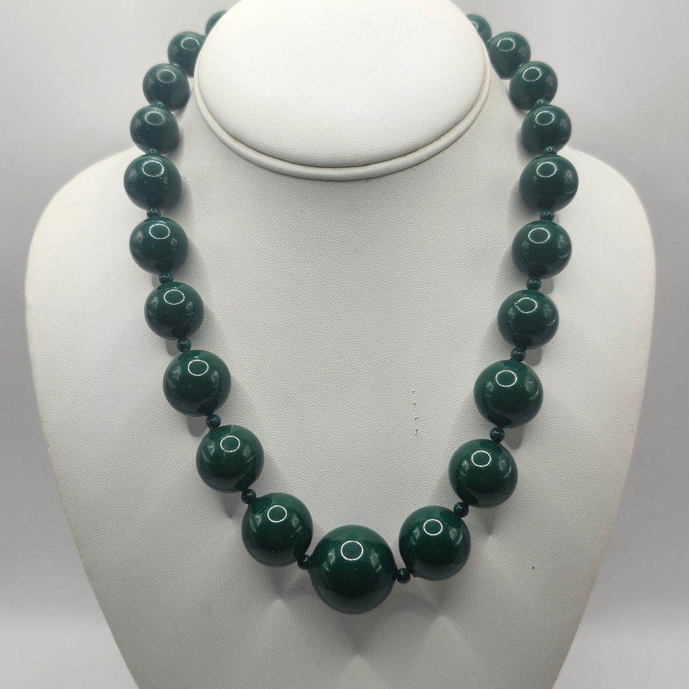 Vintage Dark Green Graduated Bead‎ Necklace Gold Tone Box Clasp Retro Statement